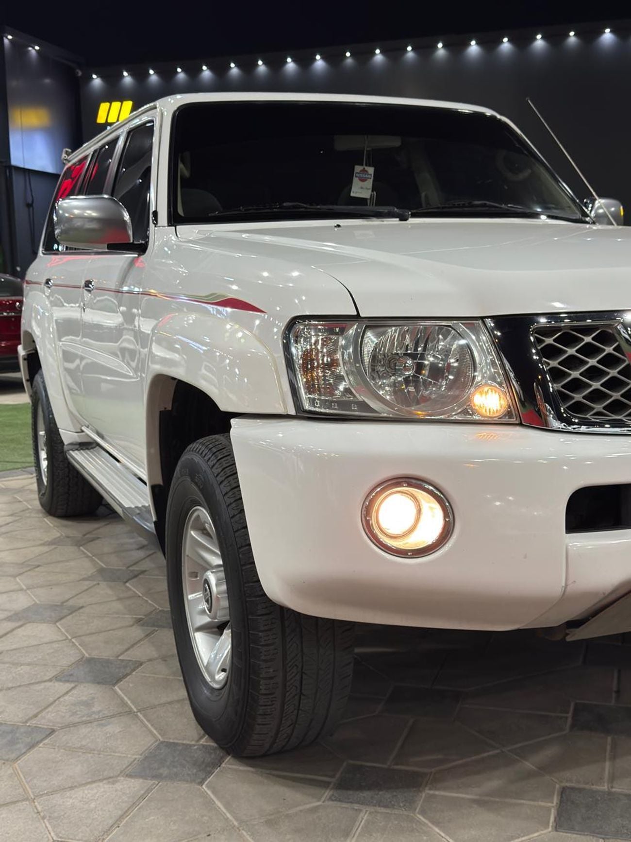 Nissan Patrol Safari 4.8L A/T