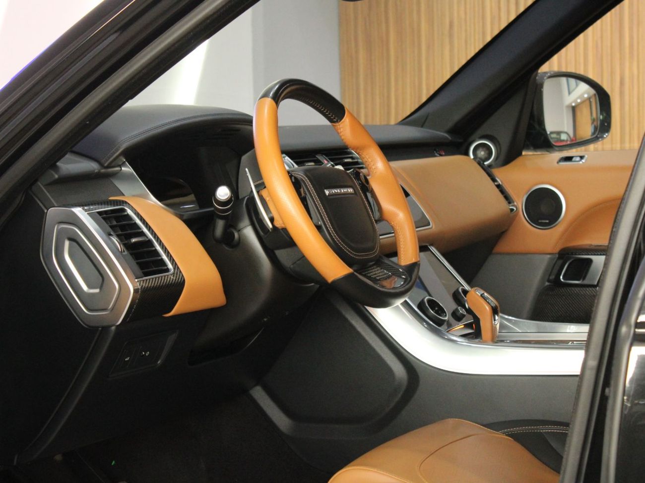 لاند روفر رينج روفر سبورت SVR Carbon Edition 5.0L