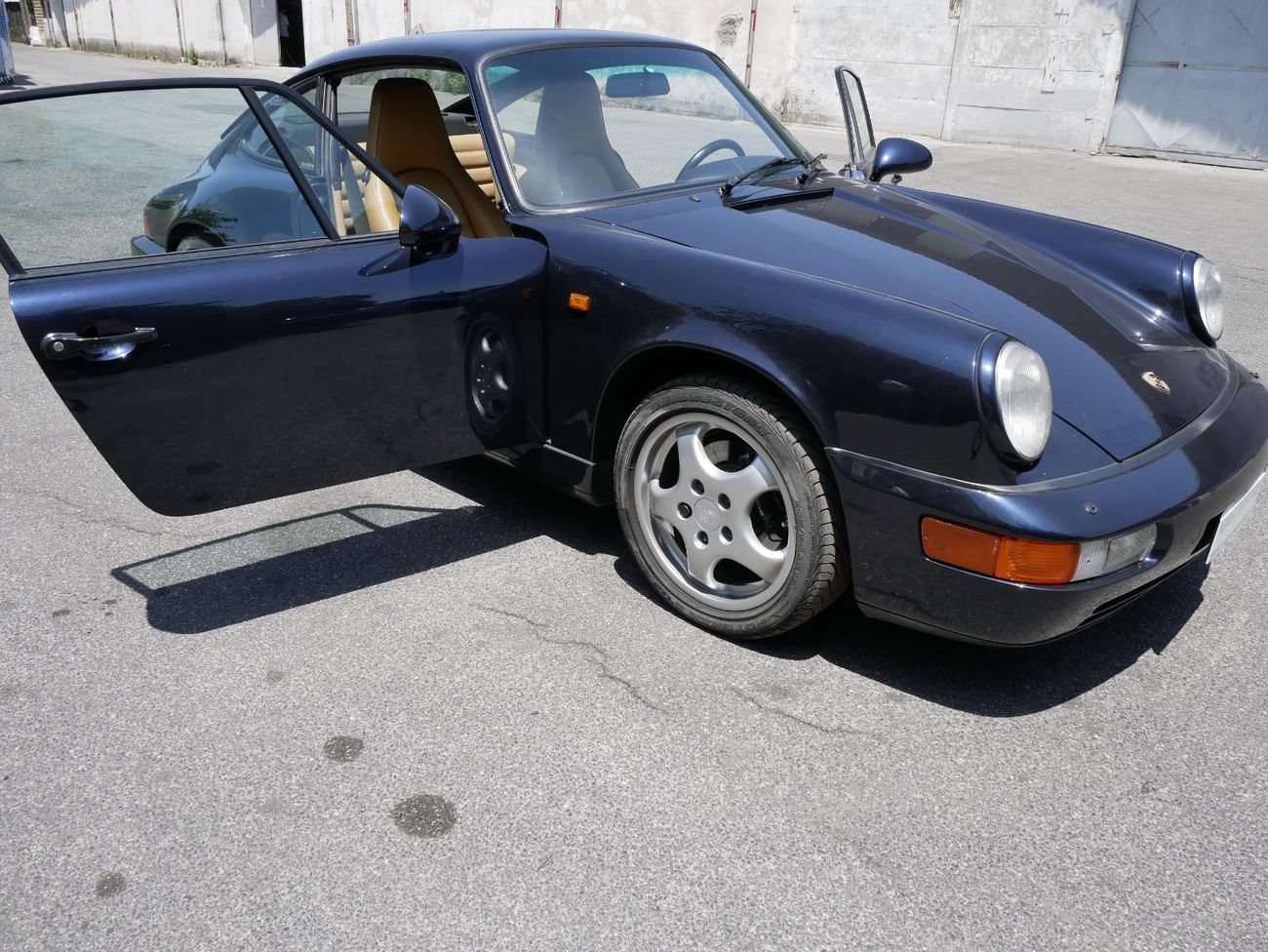بورش 911 964 Carrera 4 Coupe