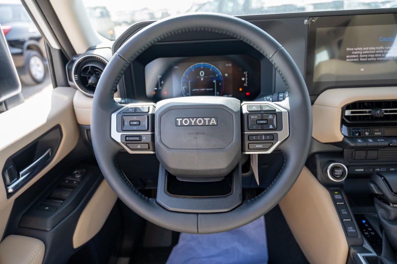 تويوتا برادو 2.4L Turbocharged | 4 Cylinder | Automatic | 7 Seater