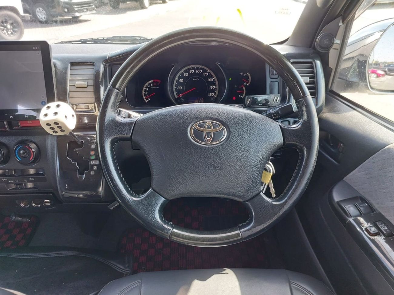 Toyota Hiace TOYOTA HIACE VAN RHD 2009 MODEL 2.7 L PETROL AUTOMATIC(PM00240)