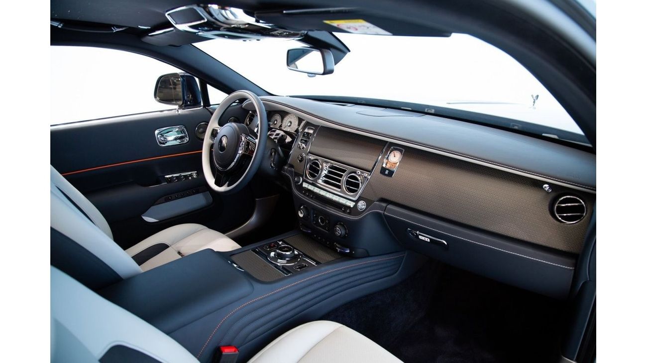 Rolls-Royce Wraith BLACK BADGE