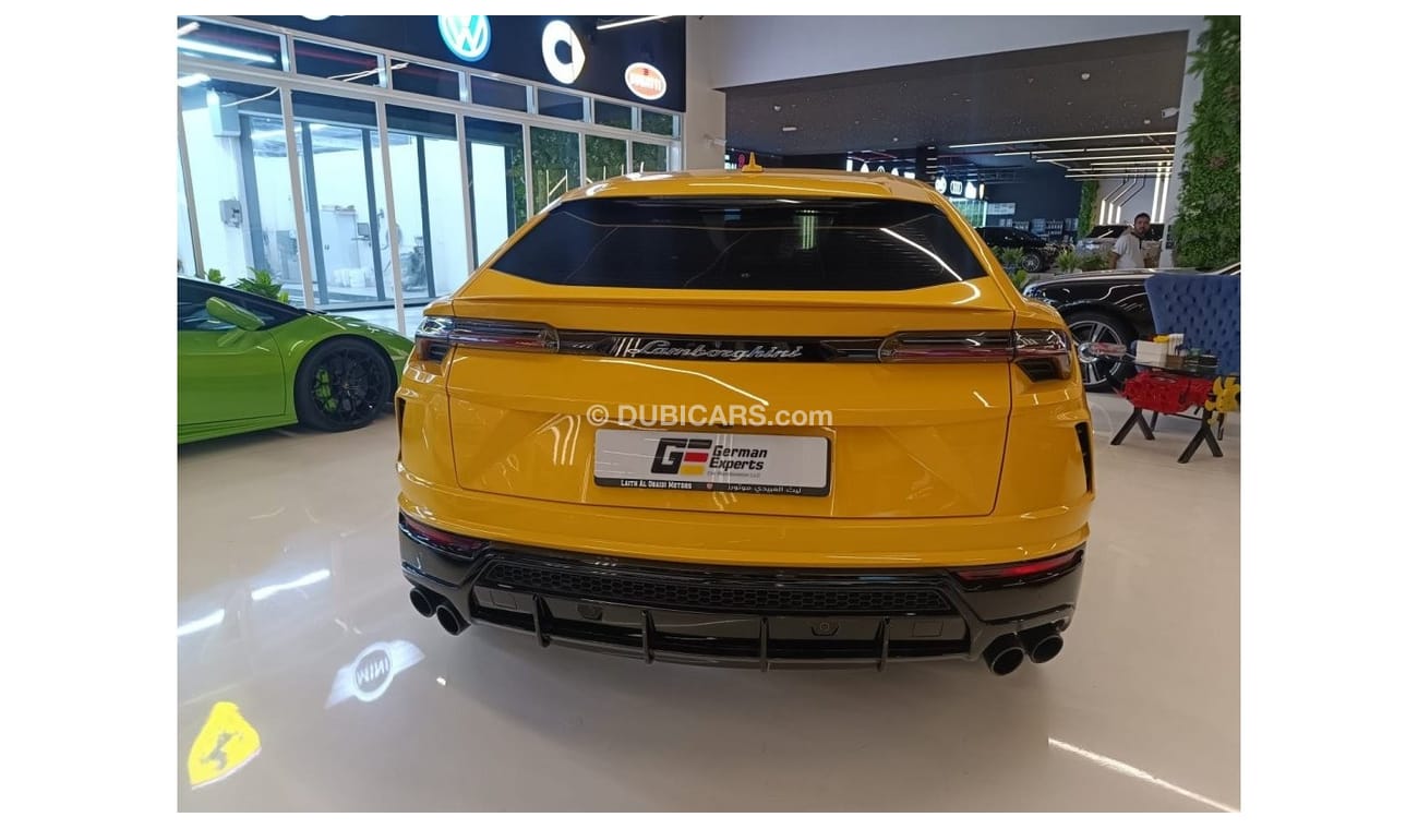 Lamborghini Urus Lamborghini Urus 2022 / 17000KM/ 5 years warranty and service contract