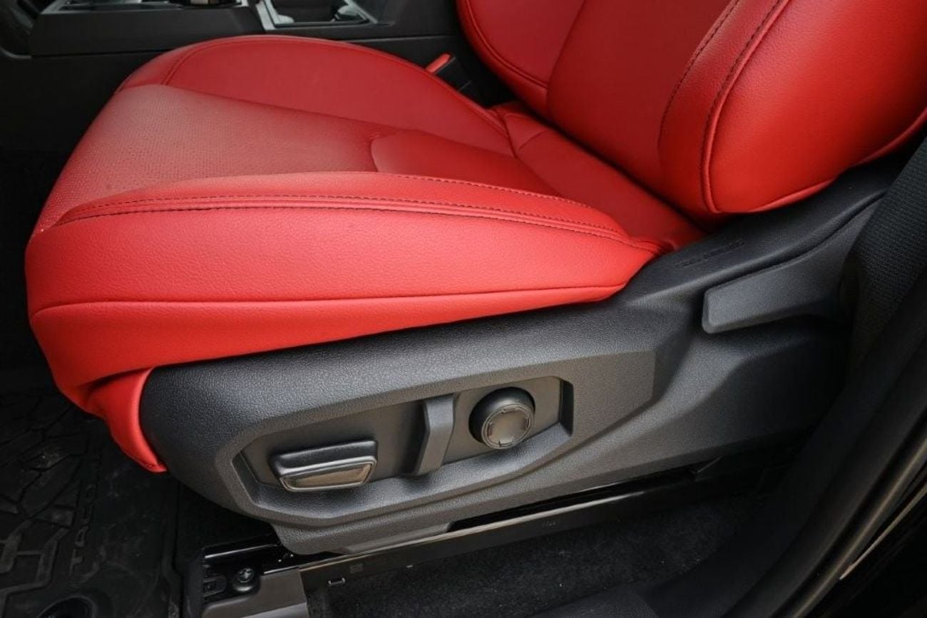 تويوتا تاكوما HYBRID 2.4L BLACK/RED