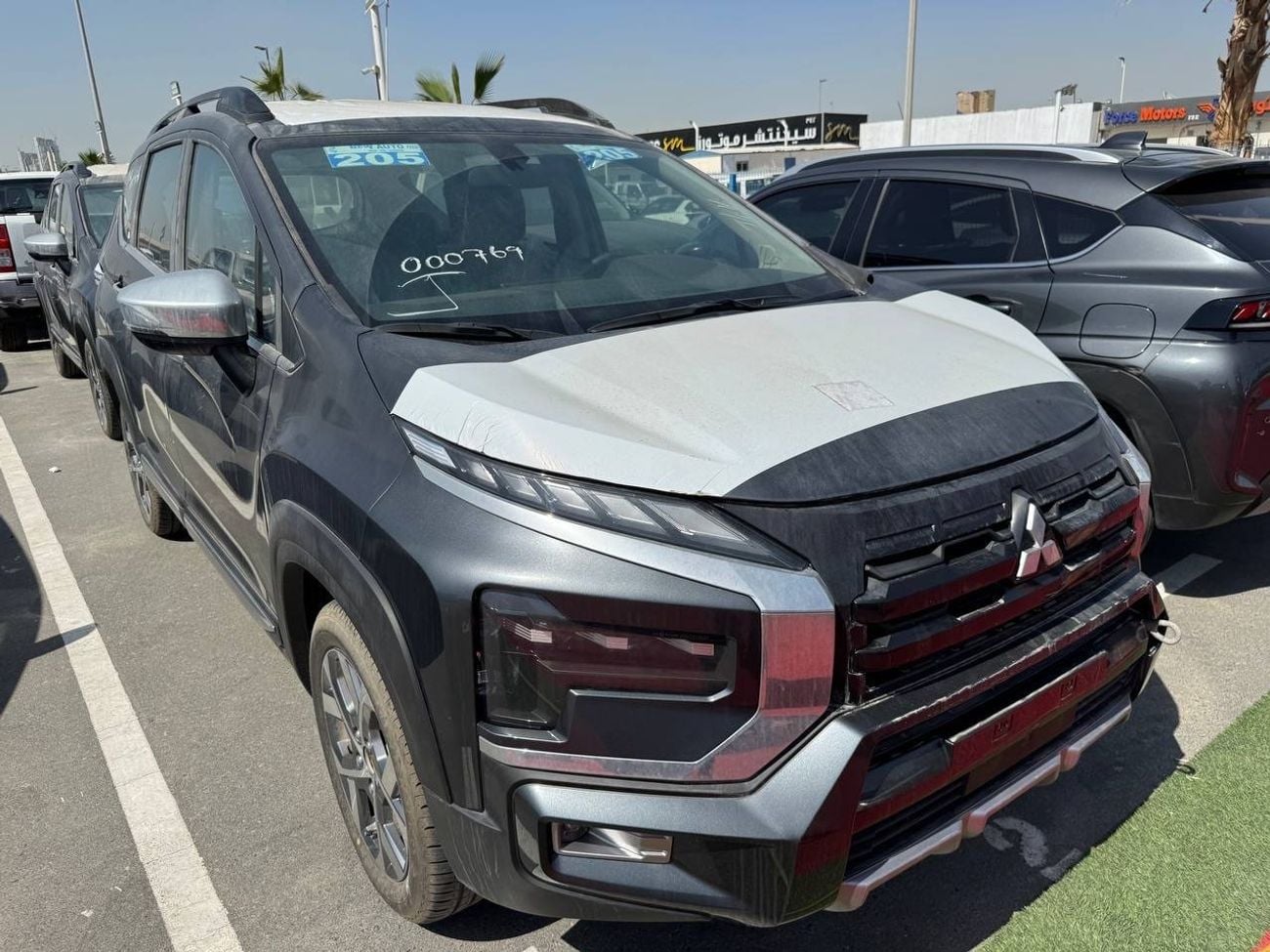Mitsubishi Xpander Cross
