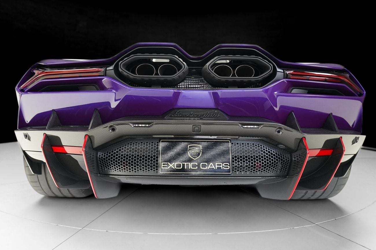 لامبورغيني ريفويلتو 6.5L V12 Hybrid