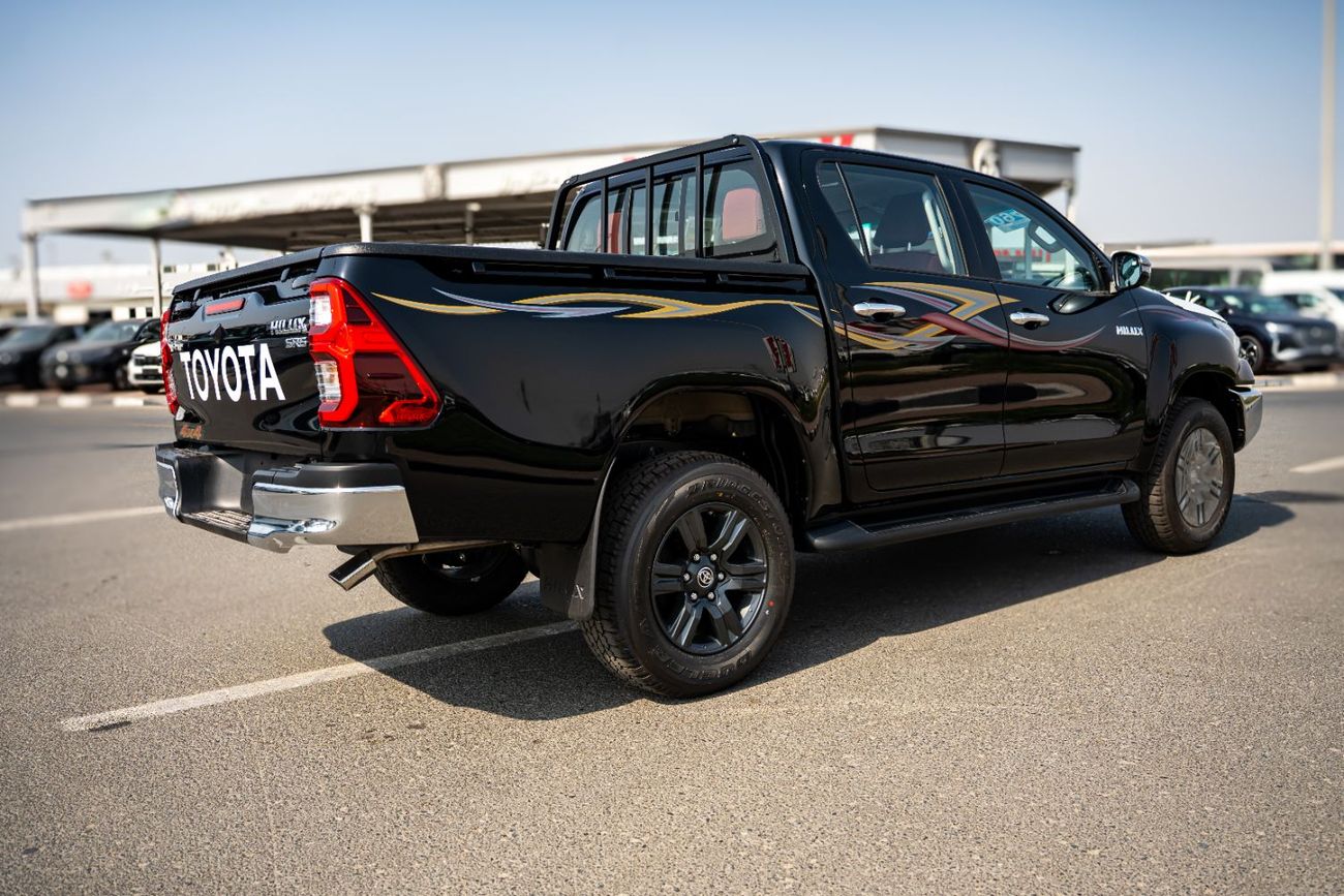 تويوتا هيلوكس Toyota Hilux  2.7ltr  -M -T  Double Cabin 4x4 Full Option  2025 Pickup
