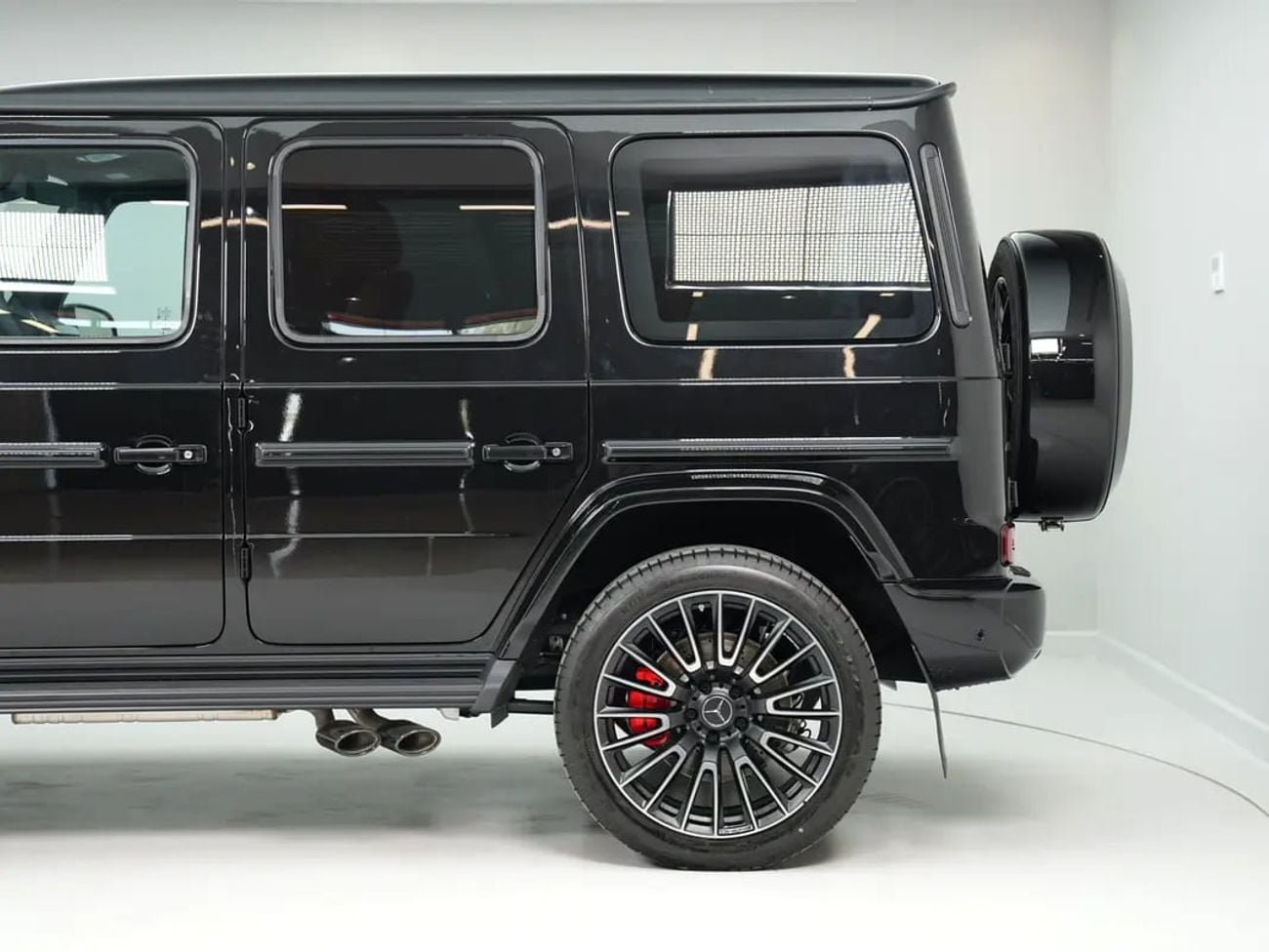 Mercedes Benz G63 AMG STD BRAND-NEW G63 | A22 | WARRANTY | European Spec | A22 | Double Night Package | Carbon interior