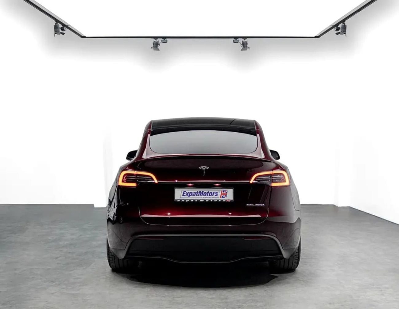 تسلا موديل Y Performance (AWD)