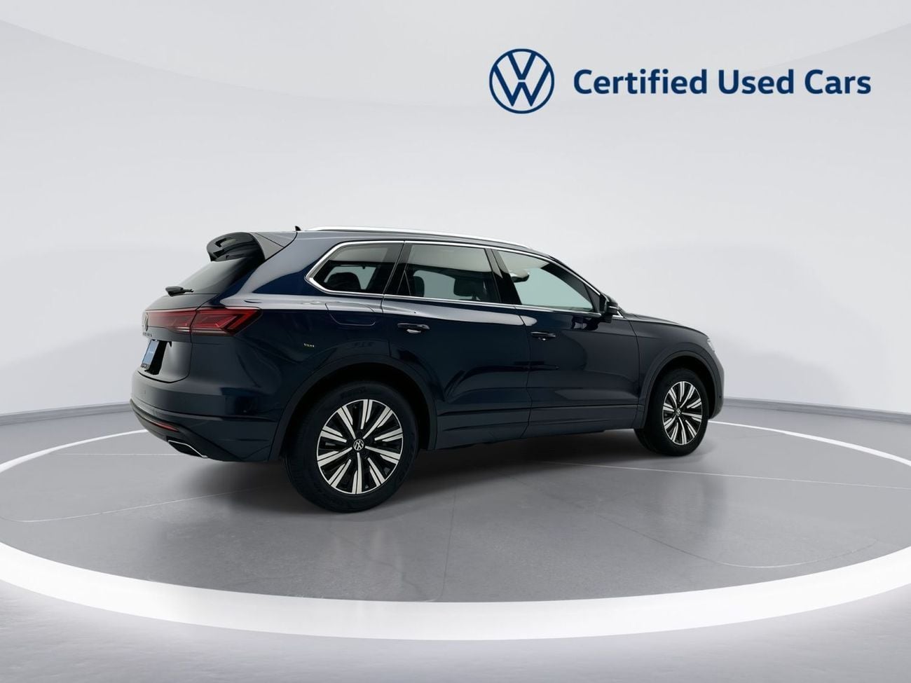 Volkswagen Touareg 3.0T TL (340 HP) Touareg Elegance + Tirano (Ref#21179) / WAS 229,900 AED - NOW 199,900 AED