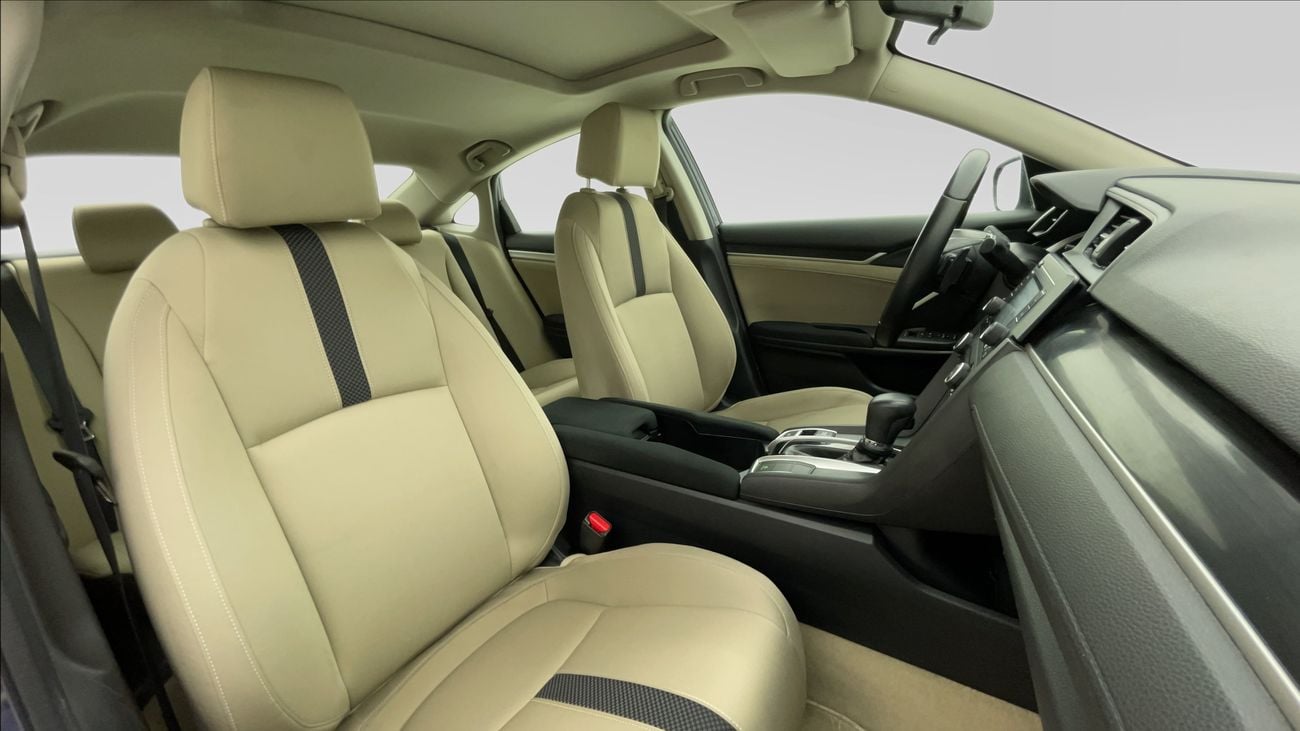 هوندا سيفيك LX SPORT 1.6 | بدون دفعة مقدمة | اختبار القيادة في المنزل