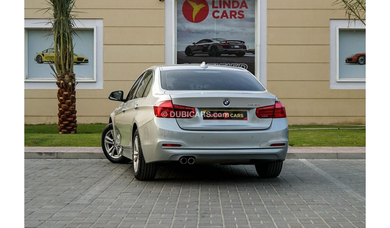 BMW 320i F30