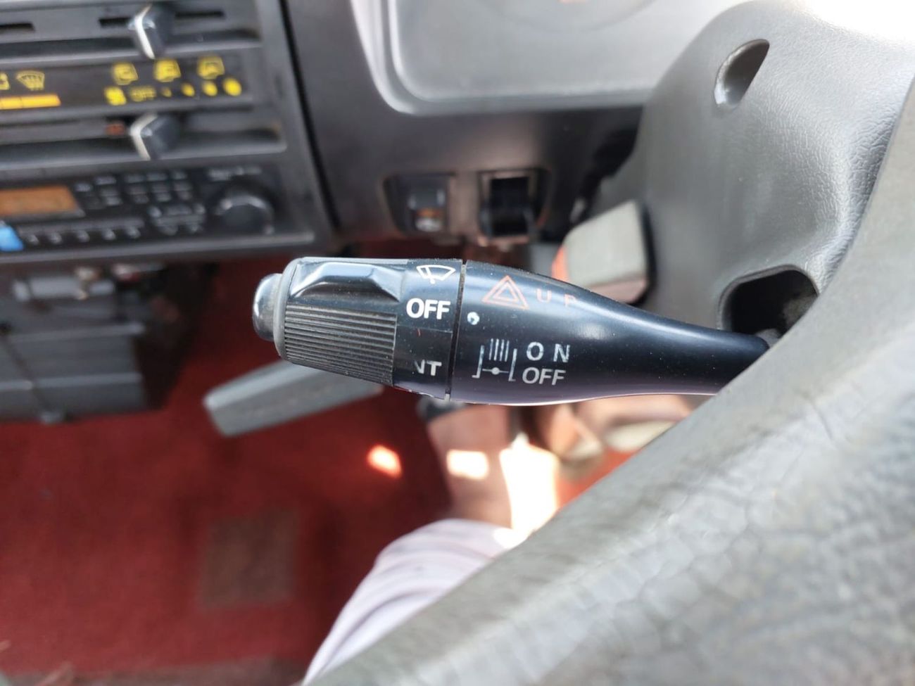 Mitsubishi Fuso Canter MITSUBISHI CANTER TRUCK RHD 1990 MODEL 3.9 L DIESEL MANUAL(PM40451)