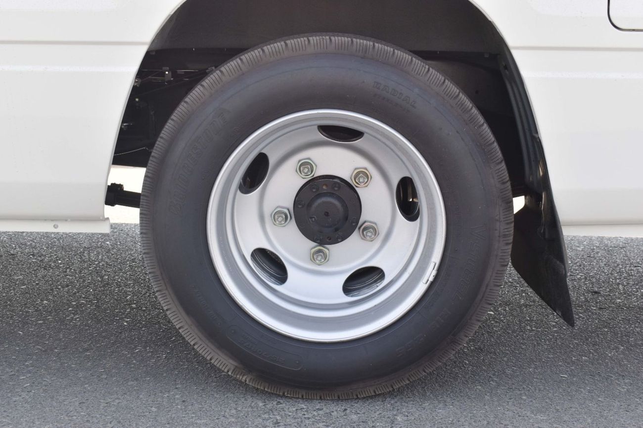 تويوتا كوستر 2.7L (23-Seater)