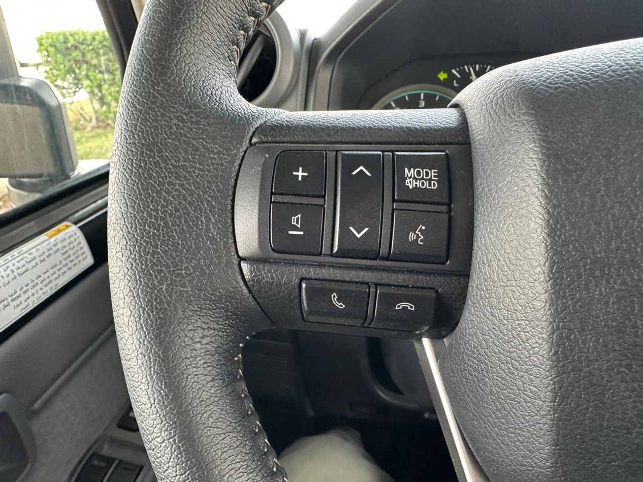 Toyota Land Cruiser 70 LX 2.8L  LC76-G1 2.8 DSL MT