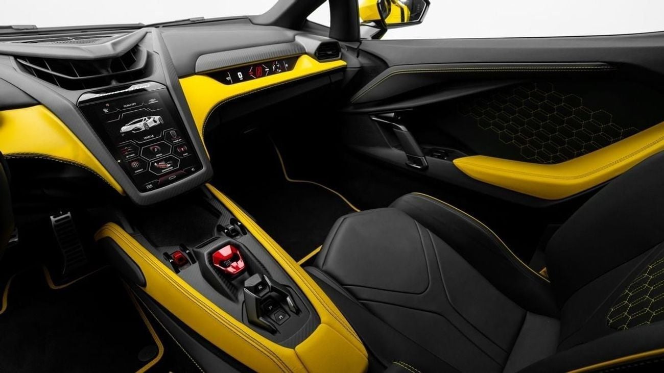 Lamborghini Revuelto 2024 - GCC - Under Warranty