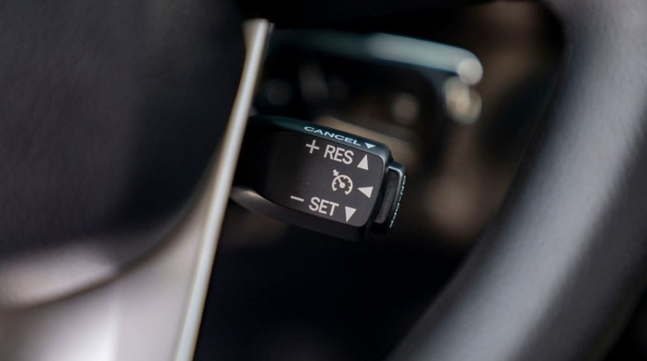 Toyota Hilux HILUX SR5 2.7L MT