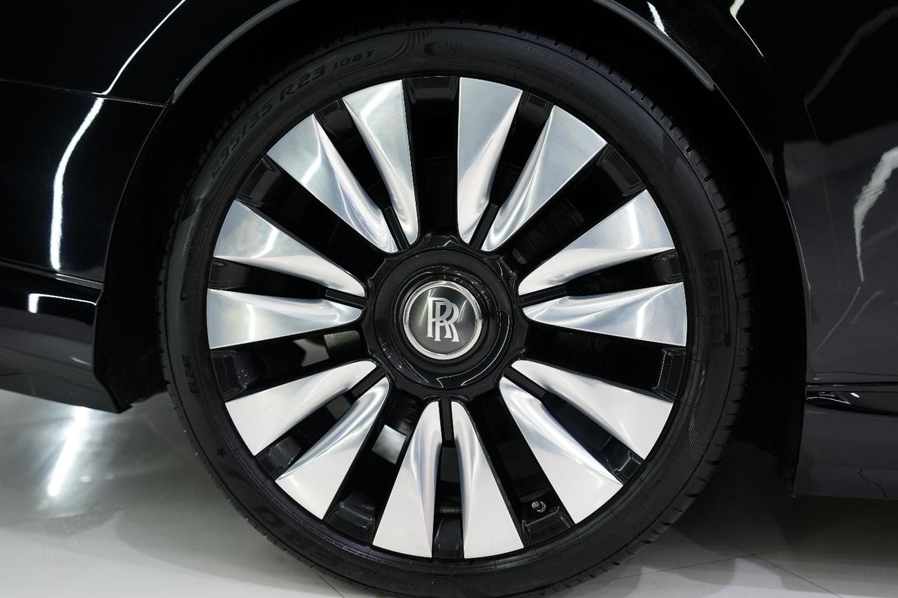 Rolls Royce Spectre Two-Tone Interior, Bespoke Audio, Starlight, Dealer Warr + Serv!!