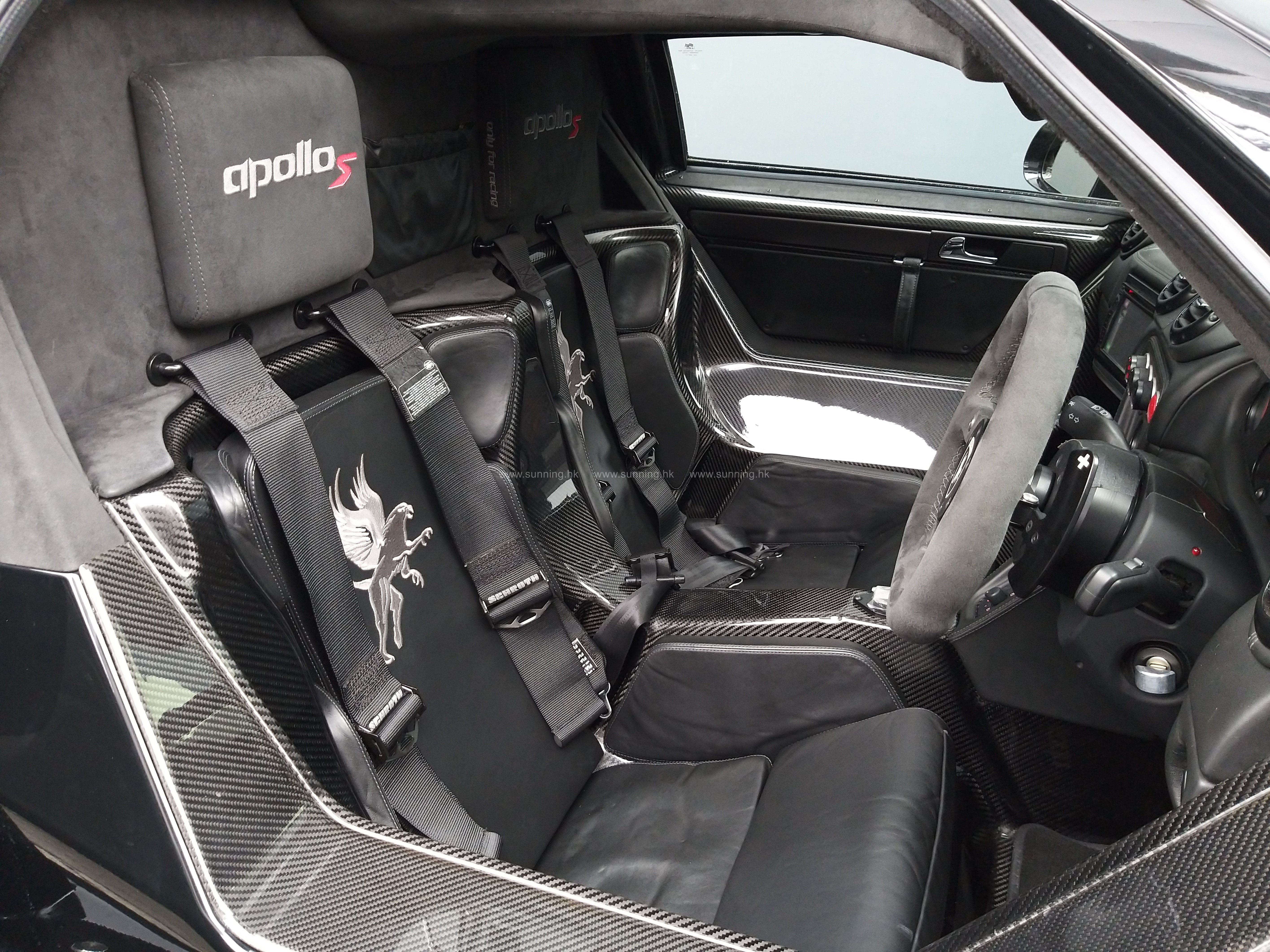 Gumpert Apollo interior - Seats