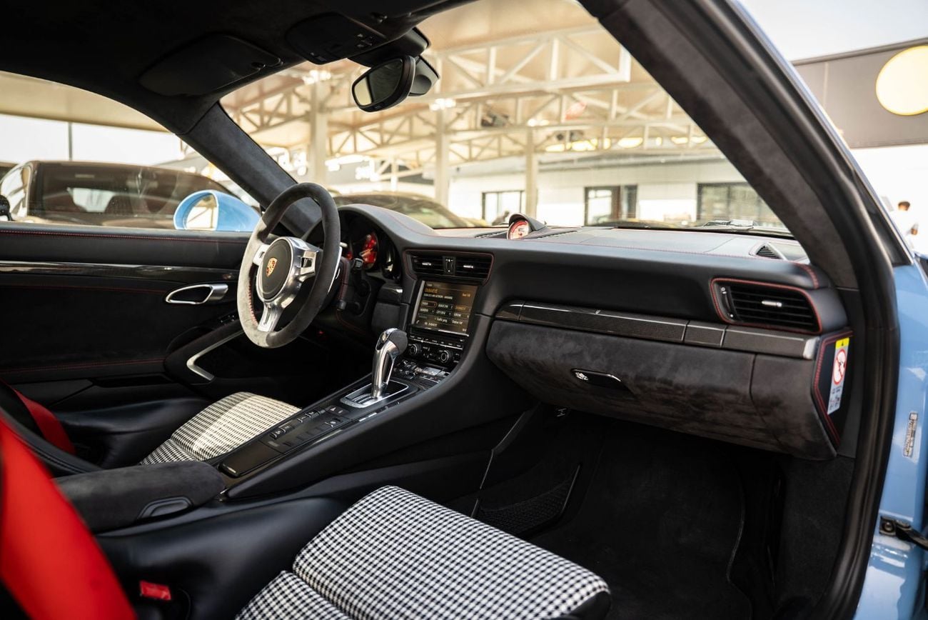 بورش 911 GT3 3.8L (475 HP) Coupe