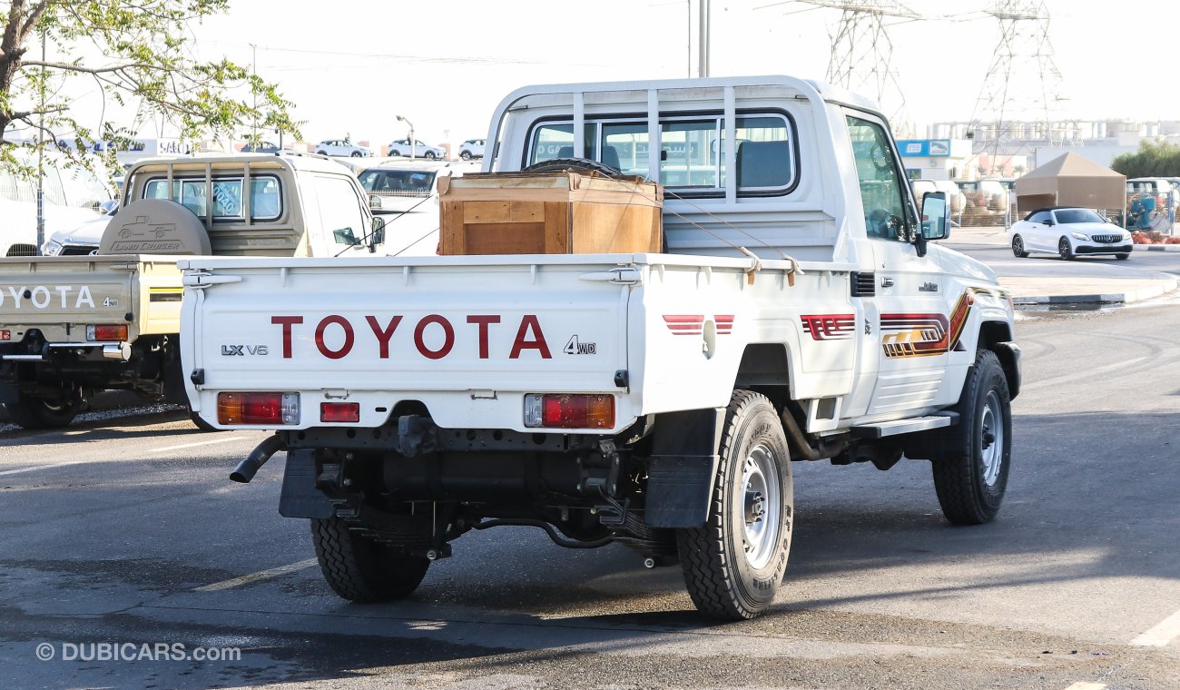 Toyota Land Cruiser Pick Up LX V6 Single Cabin Petrol