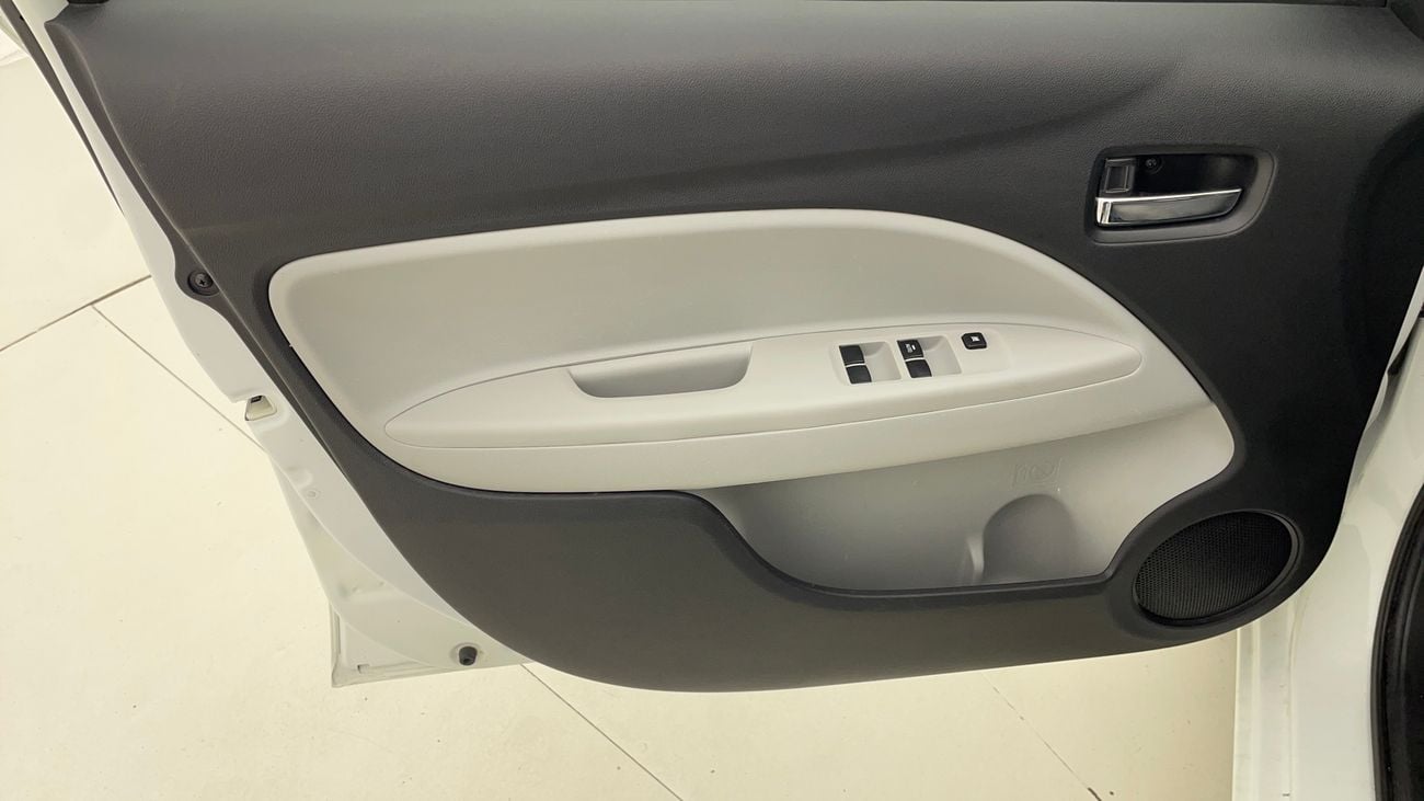 ميتسوبيشي اتراج GLX HIGHLINE 1.2 | بدون دفعة مقدمة | اختبار القيادة في المنزل