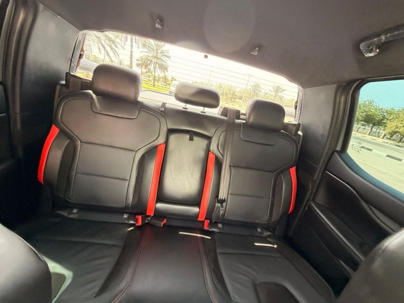 فورد رانجر RAPTOR V6 PETROL RIGHT HAND DRIVE