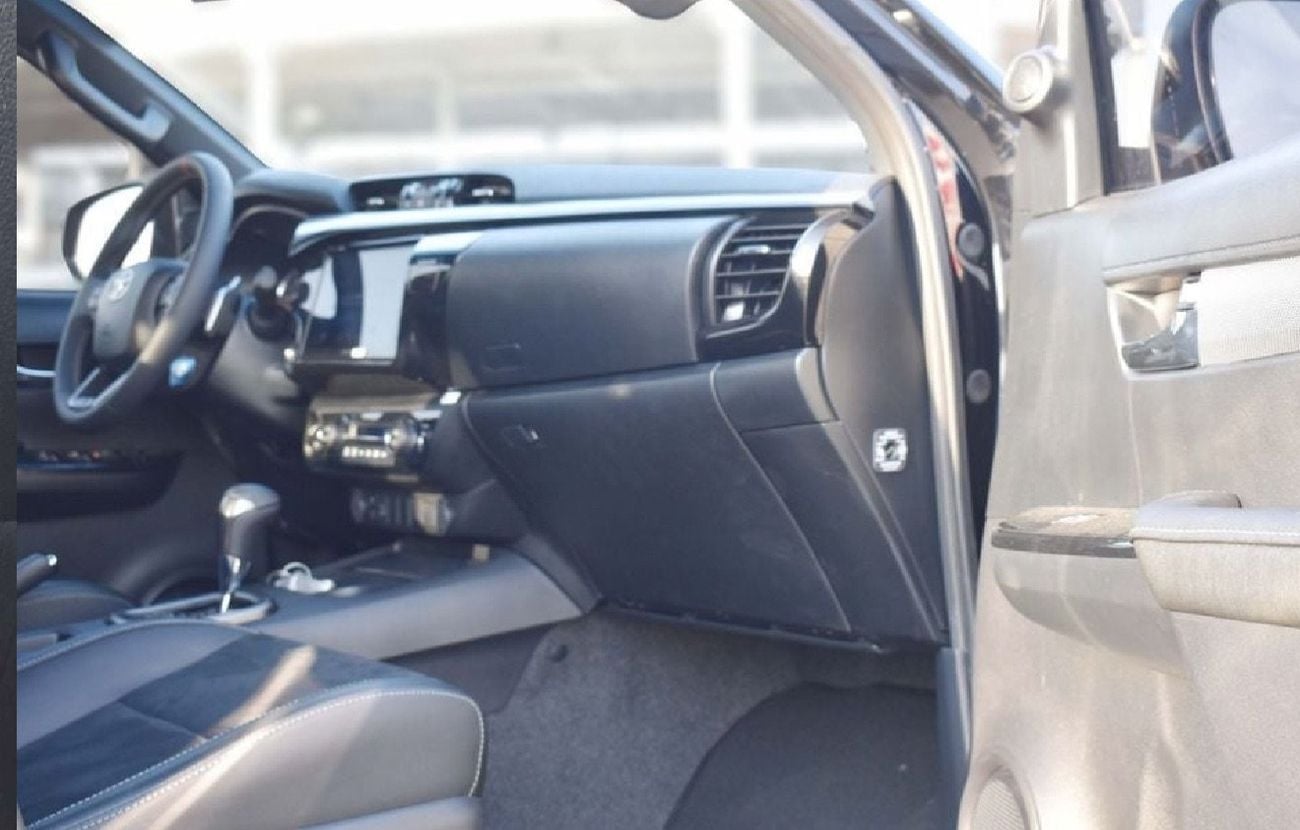 Toyota Hilux GR SPORT 2024 2.8L- DIESEL- AUTOMATIC TRANSMISSION- FULL OPTION WITH RADAR- 2025