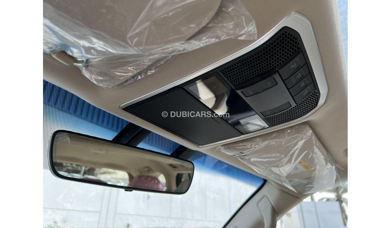 Toyota Land Cruiser 2023 Model Toyota Land Cruiser LC300 vx L2 3.5L V6 Twin Turbo Petrol A/T 4WD