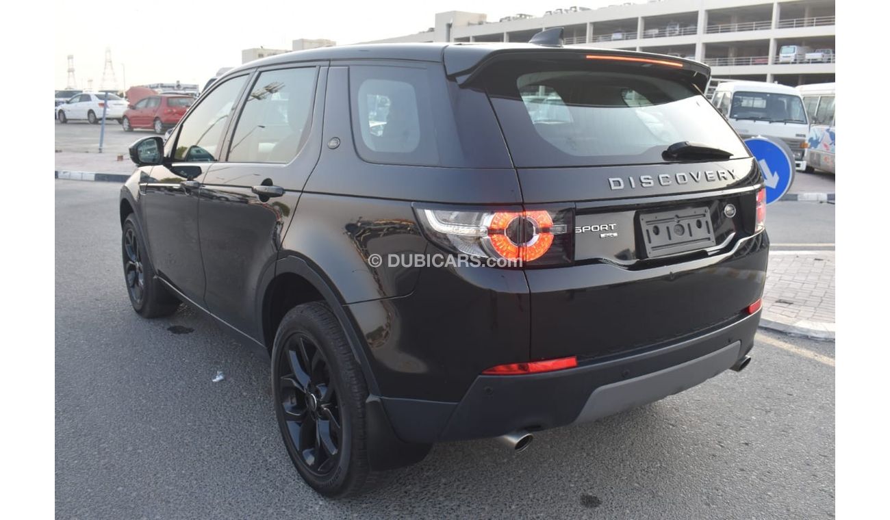 Land Rover Discovery diesel right hand drive 2.0L year 2018 black color