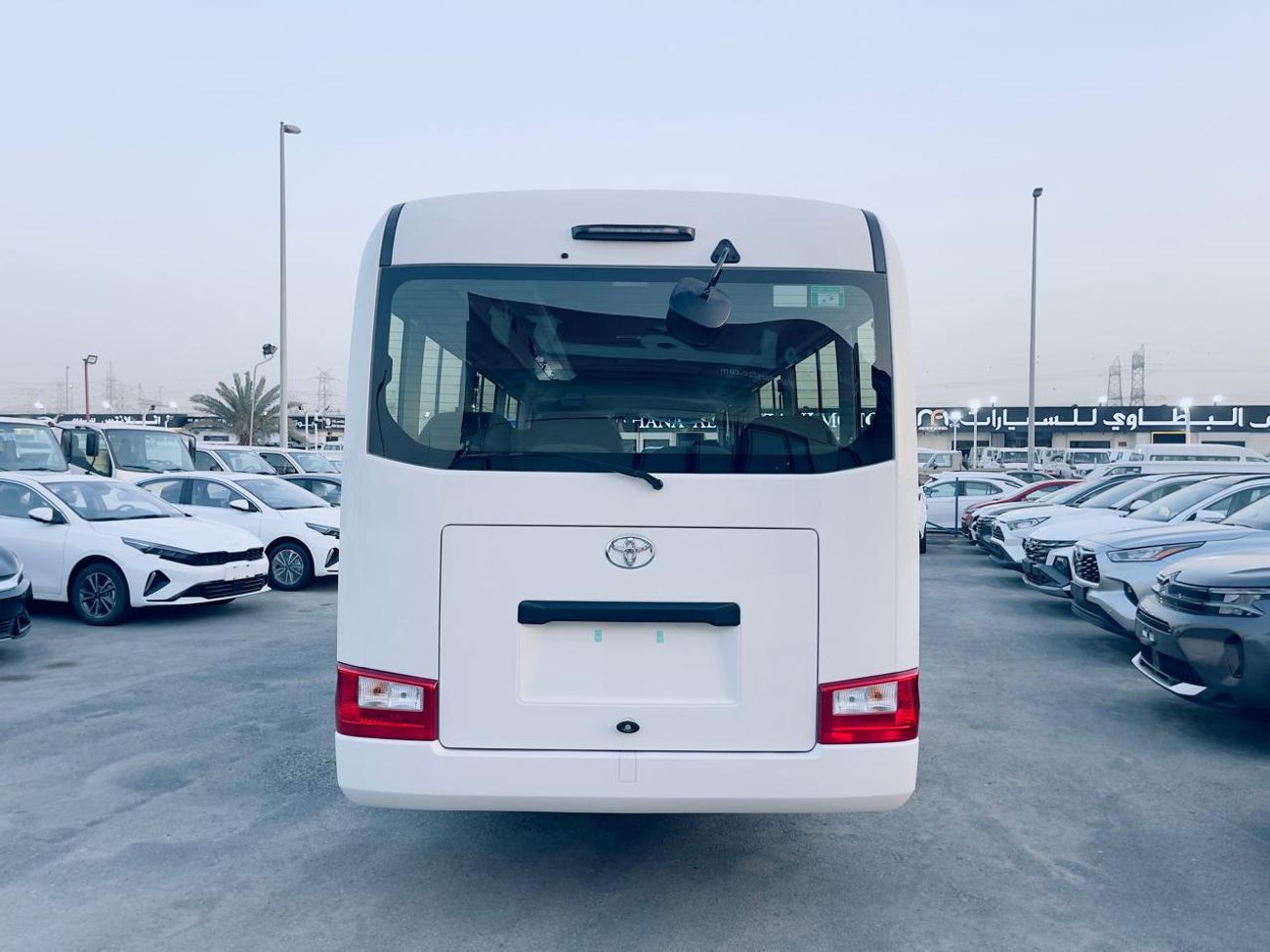 Toyota Coaster toyota coaster 4.0l 2025