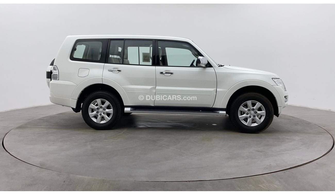 Mitsubishi Pajero 3500