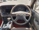 Toyota Hiace TOYOTA HIACE COMMUTER VAN RHD 2001 MODEL 3.0 L DIESEL AUTOMATIC(PM02656)