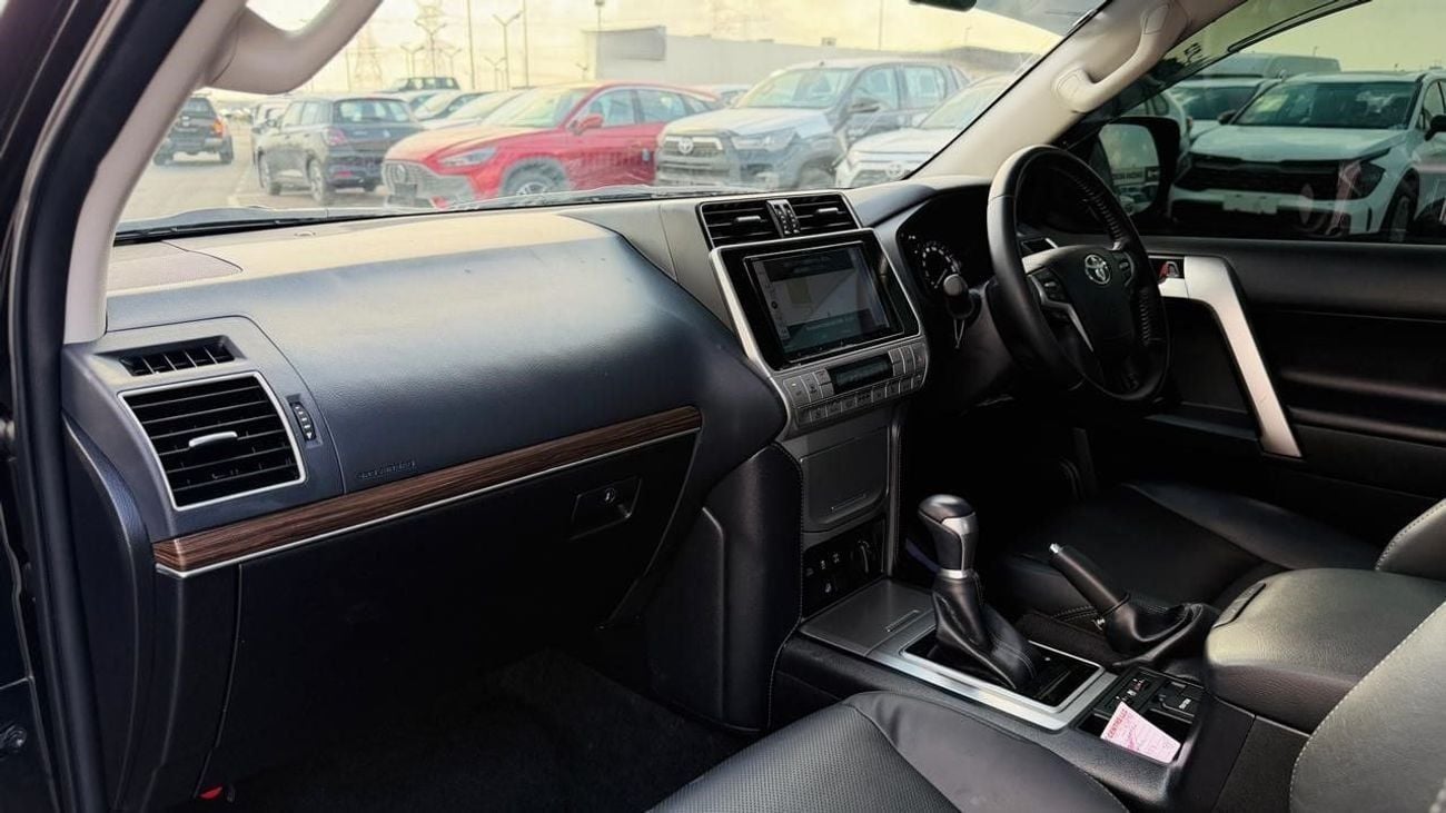 Toyota Prado 2022 | RHD | 2.8L DIESEL ENGINE | AUTOMATIC TRANSMISSION | 4WD | SUNROOF | ELECTRIC SEAT