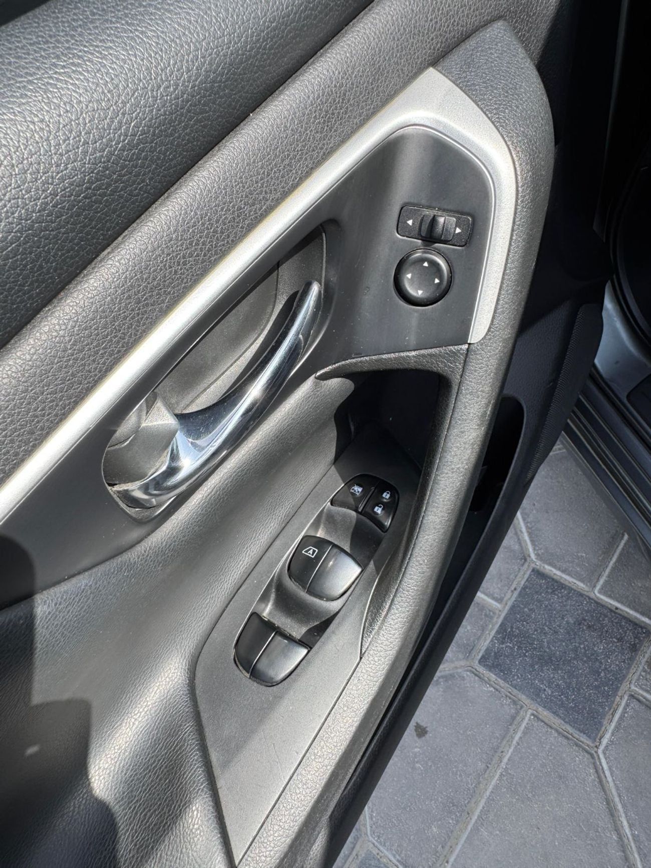 Nissan Altima SV 2.5L