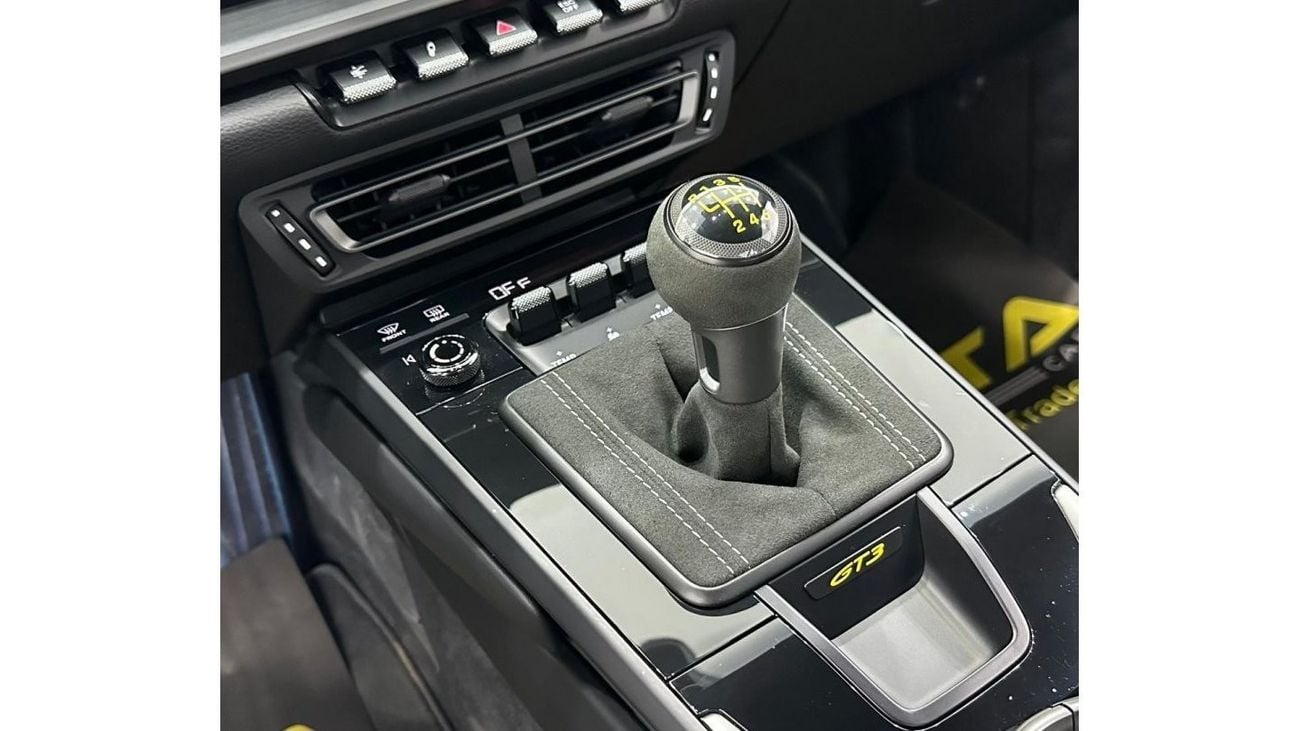 بورش 911 2022 Porsche 911 GT3 Manual Transmission, 2027 Porsche Warranty, Very Low Kms, GCC