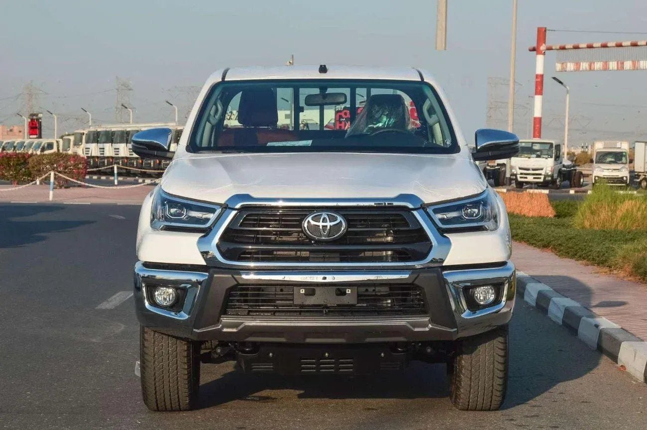 تويوتا هيلوكس HILUX GLX 2.7L  FULL OPTION