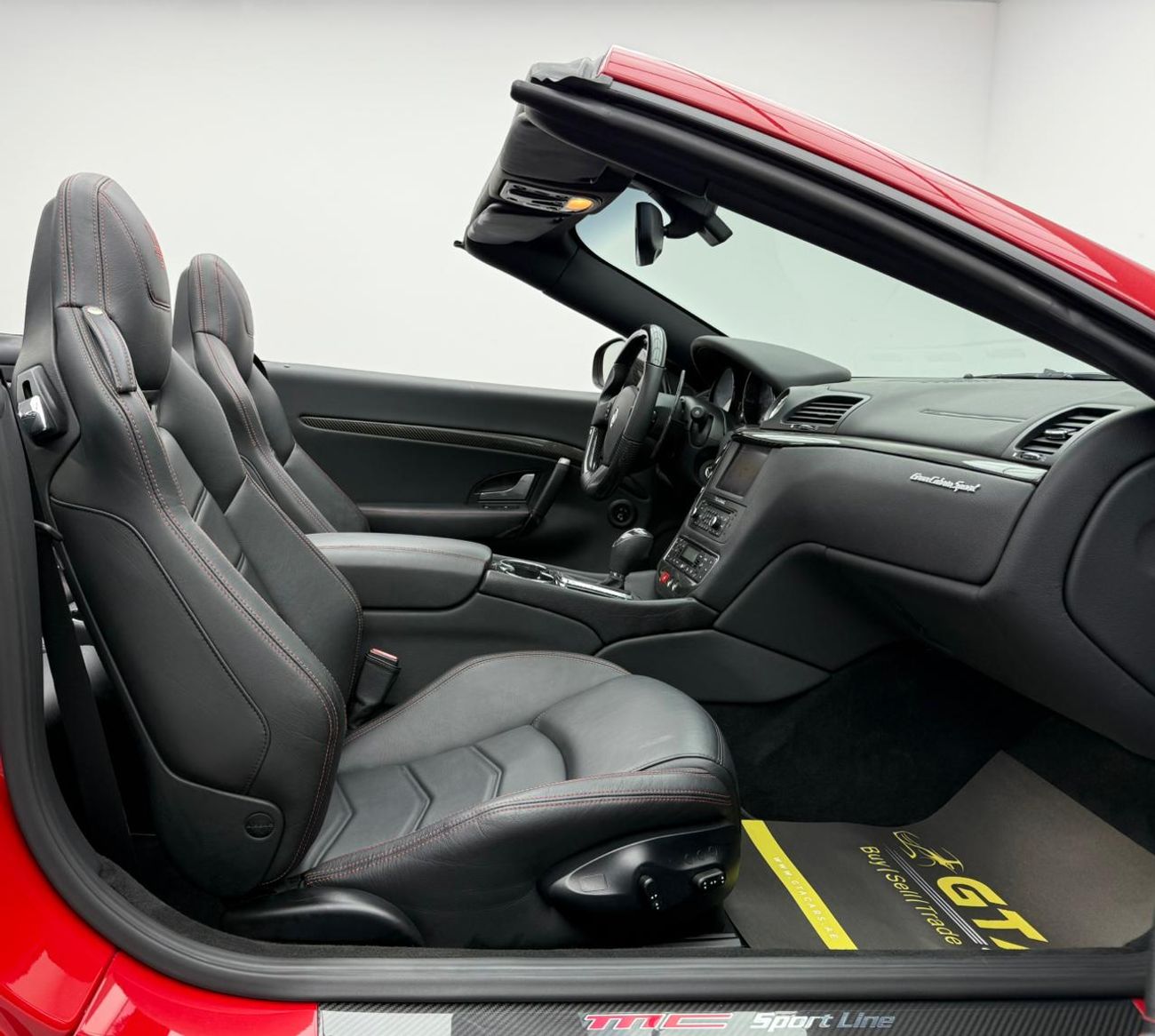 Maserati GranCabrio 2016 Maserati Gran Cabrio MC, Full Maserati Service History, Fully Loaded, Excellent Condition, GCC