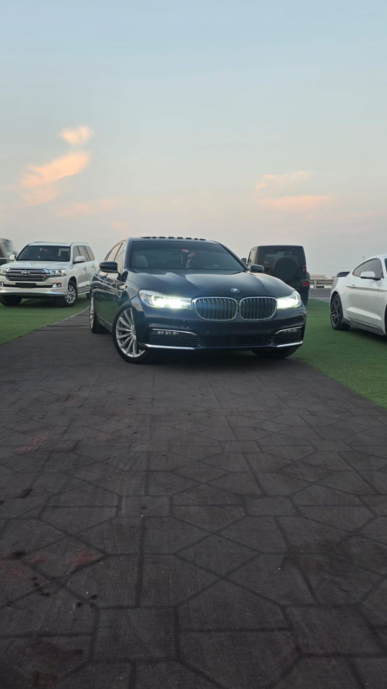 بي أم دبليو 730i