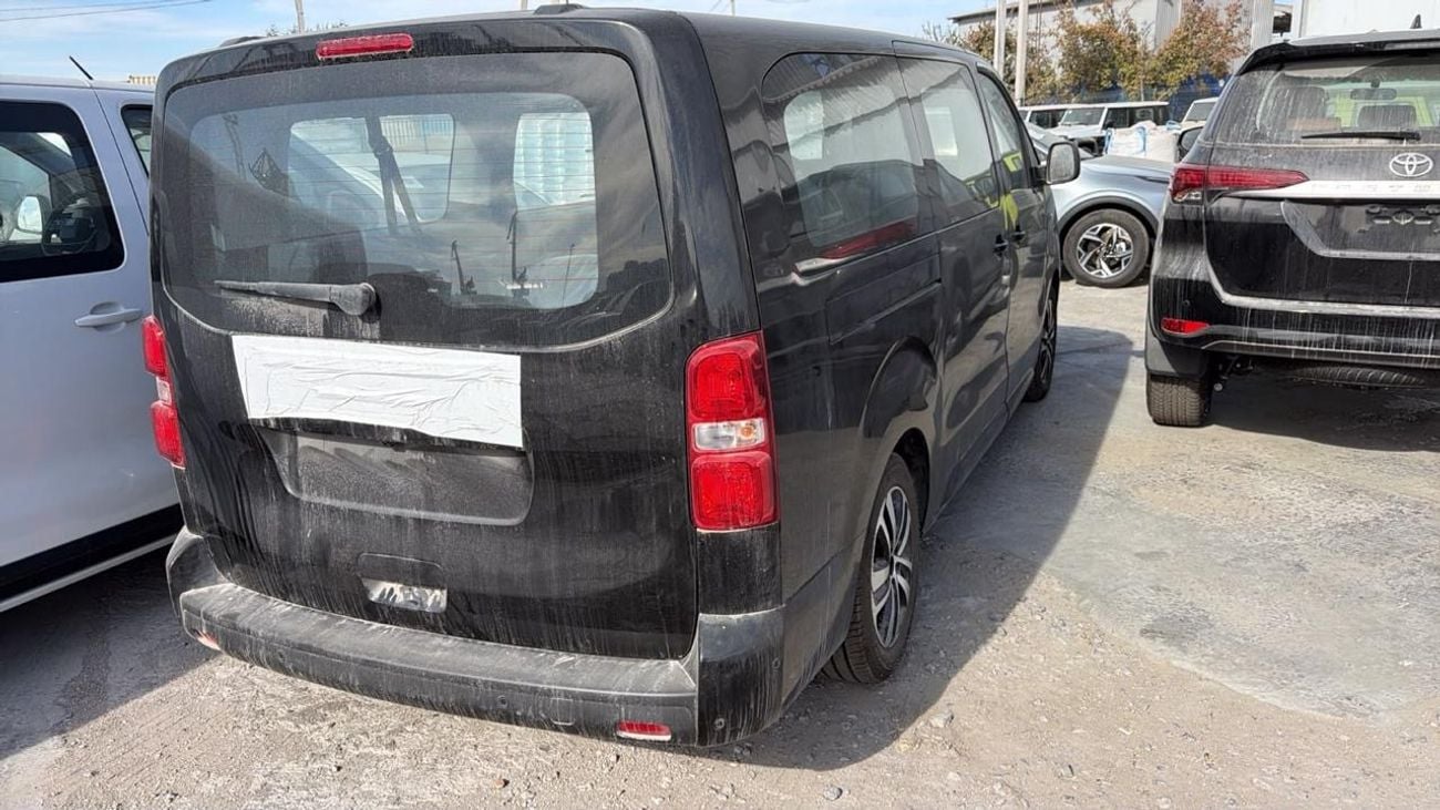 Peugeot Traveller VIP L3