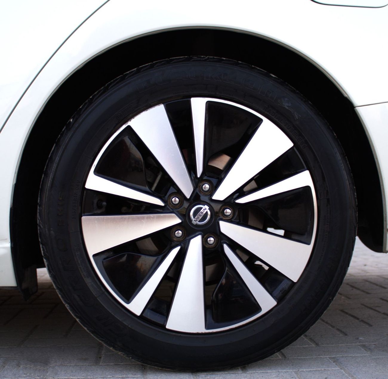 نيسان ألتيما SV نيسان التيما 2020 خليجي فل ابشن بحالة ممتازة