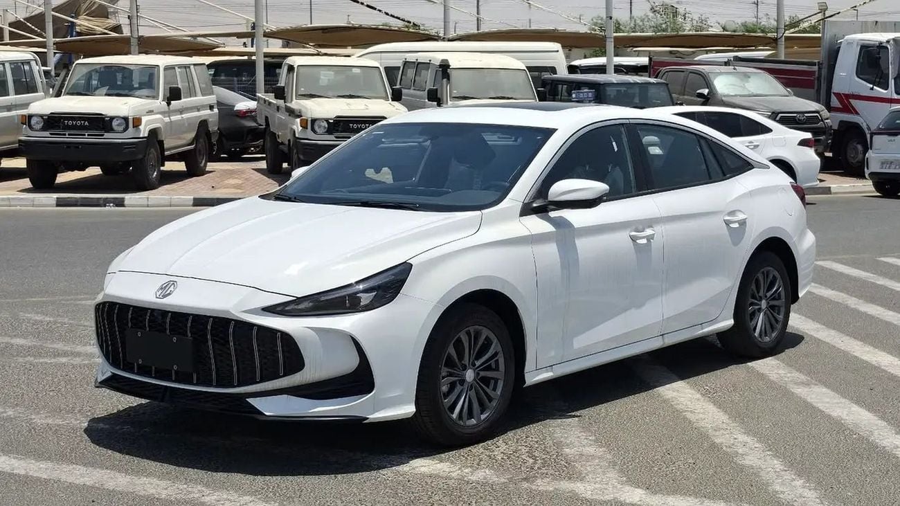 أم جي 5 Luxury 1.5L TURBO Chinese Specs - Brand