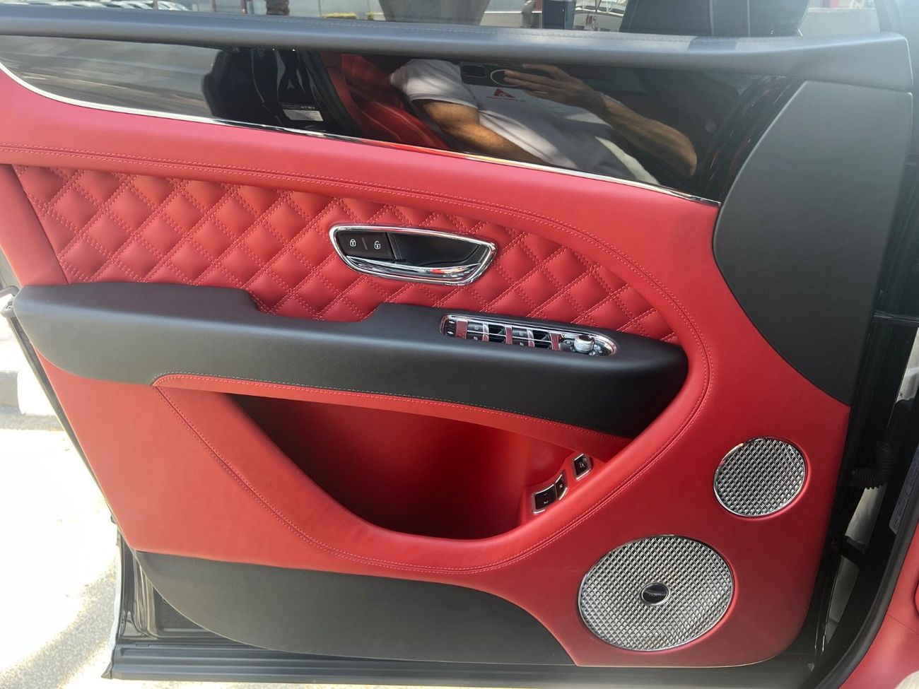 بنتلي بينتايجا Bentayga 4.0T