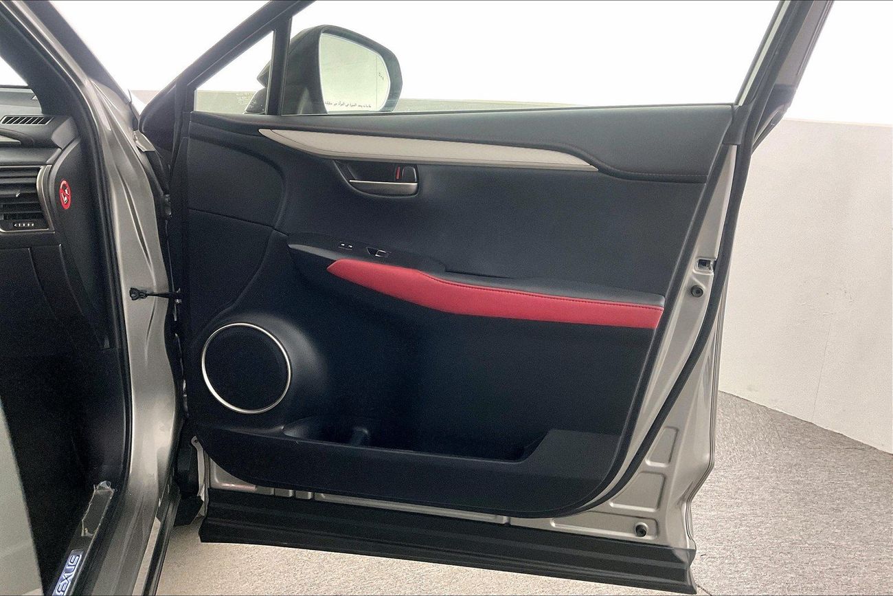 لكزس NX 300 F Sport Platinum | شامل الضمان | 0 ﺪﻔﻋﺓ ﺃﻮﻟﻯ