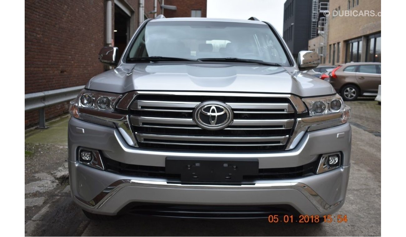 Toyota Land Cruiser GXR DIESEL BRAND NEW