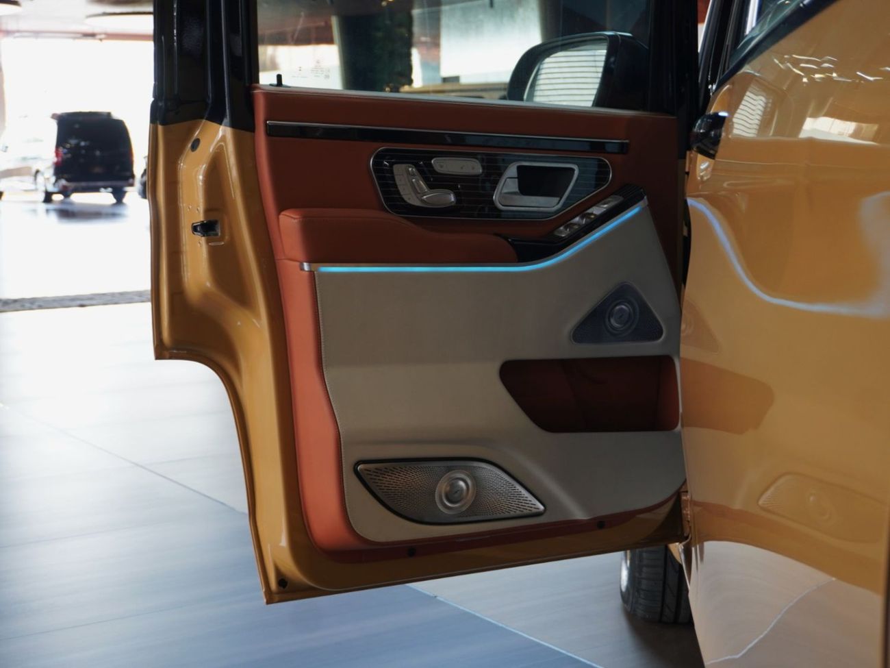 Mercedes-Benz V 250 5,864 PM I 3 Years warranty and Service I Brand New I High Roof