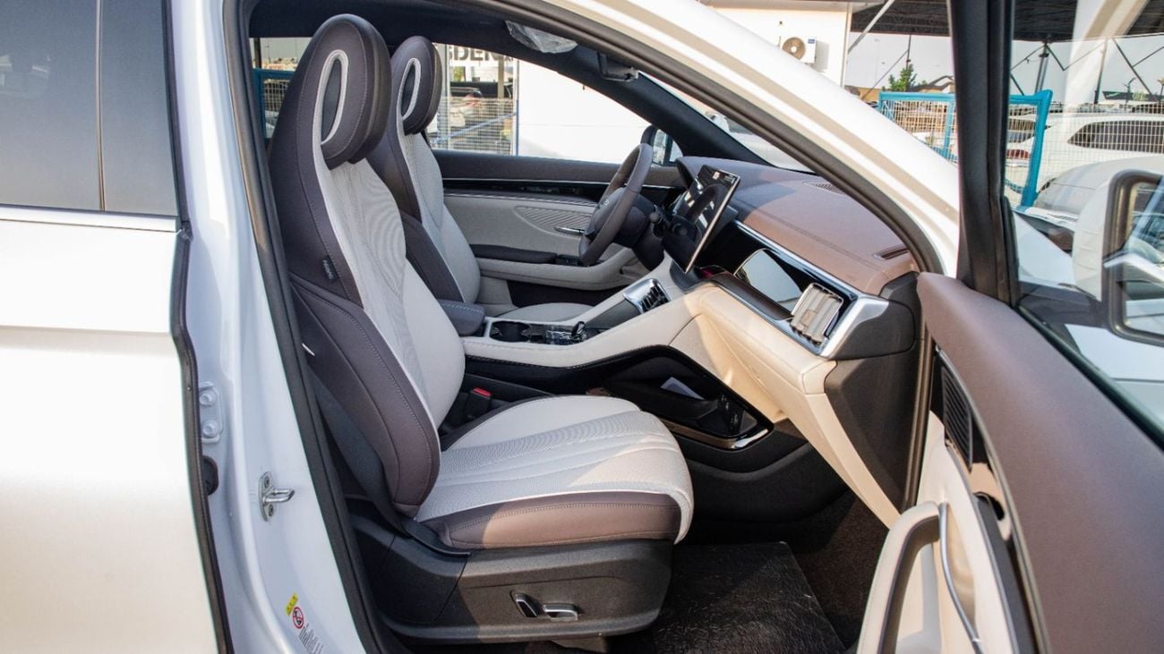بي واي دي سونغ بلس FWD DM-i 112KM Premium Edition | For Local Registration +10%