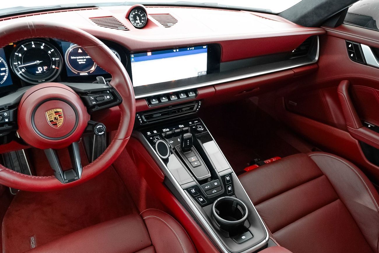 بورش 911 Carrera 4S 3.0L (380 HP) Coupe