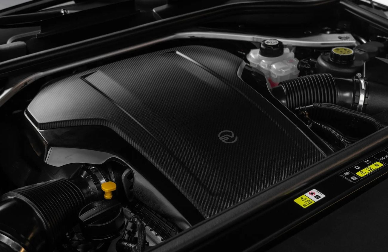 Land Rover Range Rover 4.4L V8 Twin-Turbo Mild-Hybrid