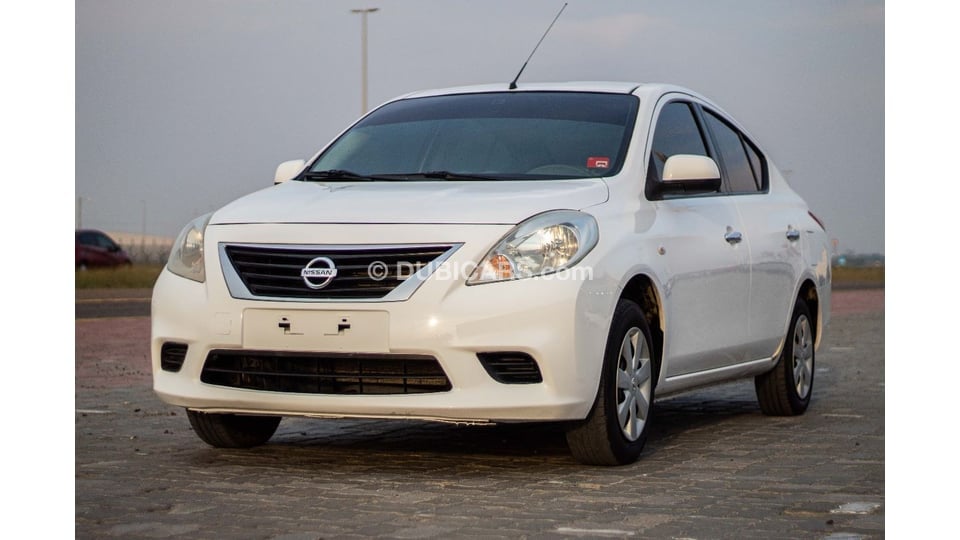 Used Nissan sunny 2014 Price 18,000 dirhams Mileage272 ,000 km Gulf